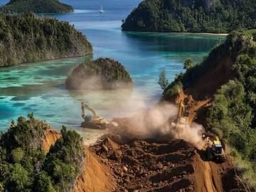 Tagar Save Raja Ampat Menggema di Jagat Maya
