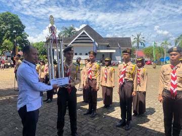 SMAN 3 Majene dan MAN1 Polman Lengkapi Juara