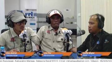 Komunitas SKIN Mamuju Eksplor Wisata dan Bantuan Sosial