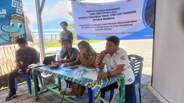 POKDARWIS & Dosen  UNIMAJU  Lakukan Pengembangan Wisata Bahari Pulau Karampuang  