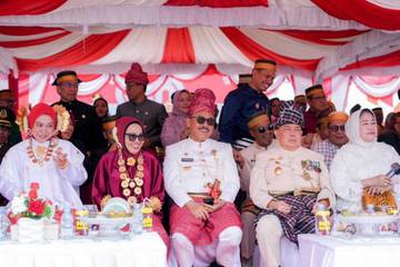Passapu Ikat Kepala Pria Sulawesi