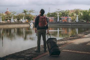 Mengapa Kamu Harus Mulai Traveling?