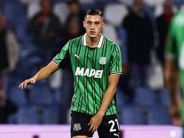 Jay Idzes Masuk Pantauan Klub Raksasa AC Milan 