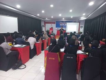 Pelaku UMKM Mamuju  Perkuat Fondasi Bisnis