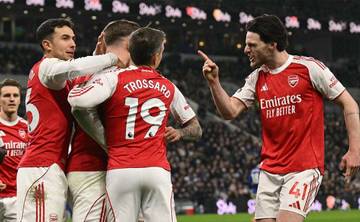 Arsenal Pimpin Klasemen Liga Champions UEFA