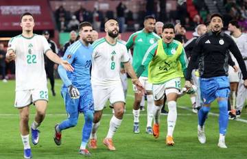 Mahrez Antar Aljazair Lolos 16 Besar Piala Afrika