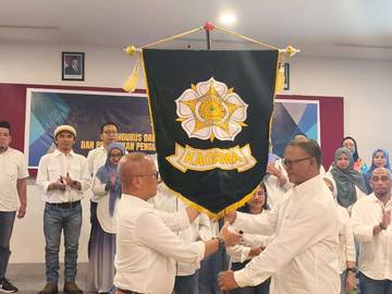 PP KAGAMA Lantik 47 Pengurus KAGAMA Sulbar