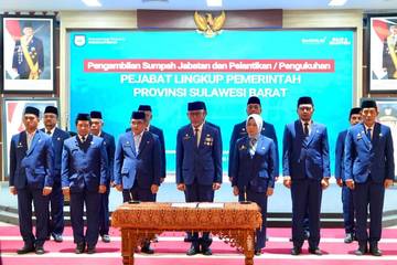 Ini 14 Pimpinan OPD Dilantik Gubernur Sulbar