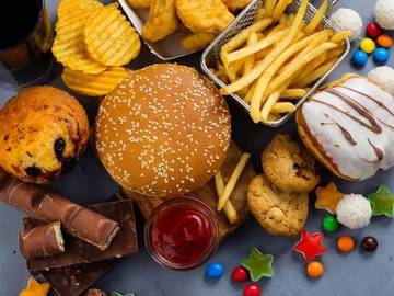 Makanan Favorite yang Bisa Bikin Berat Badan Naik