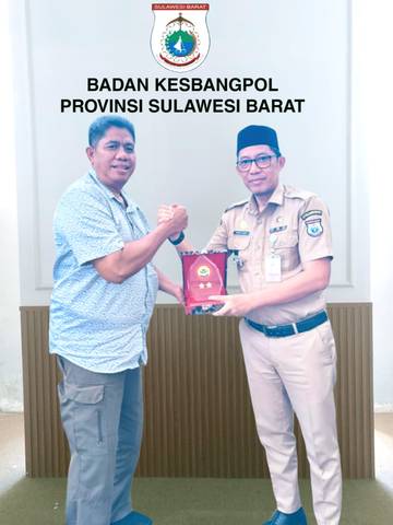 Perangi Radikalisme, Densus 88 Beri Penghargaan Kesbangpol Sulbar