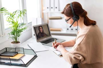 Virtual Assistant: Profesi Serba Bisa di Era Digital