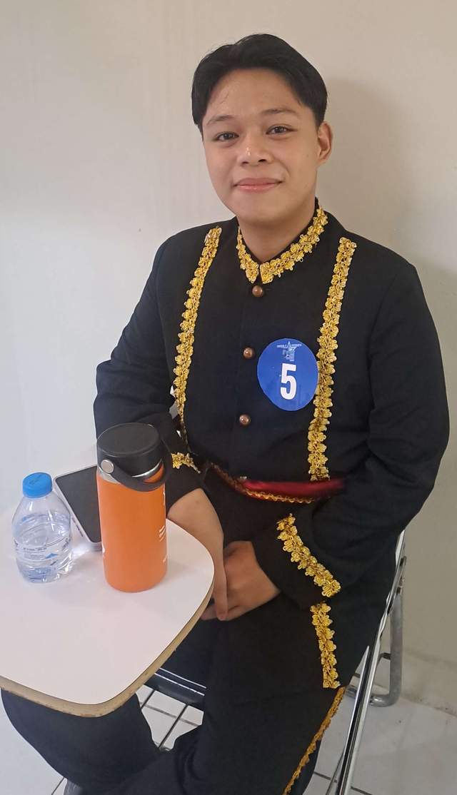 Zevalier Sanjaya Sukses Membawakan Lagu Daerah Minahasa