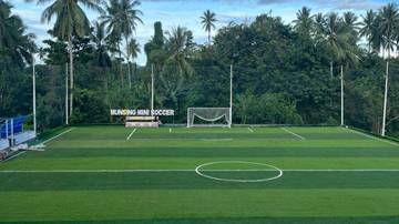Legendaris Sulut Bangkitkan Sepak Bola Generasi Muda