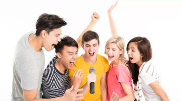 Manfaat Karaoke Dapat Meredakan Stres