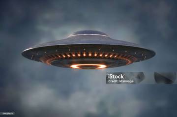 Apa Itu Pesawat UFO? Fakta dan Misterinya