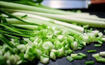 Ini Manfaat Kesehatan Luar Biasa dari Daun Bawang