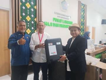 Jelang Keberangkatan Jemaah Haji Kotamobagu Serah Terima Koper 