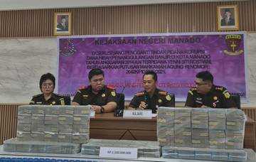 Kejari Manado Berhasil Kembalikan Kerugian Negara 2,5 Miliar