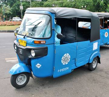  Bajaj: Raksasa Otomotif Tiga Roda dari India