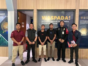 Imigrasi Tahuna Deportasi 2 WNA Filipina