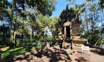 Misteri Langkanya Candi di Jawa Barat