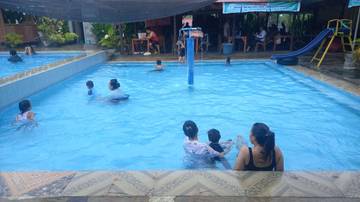 "Kolam Air Hangat Jadi Daya Tarik Wisata Baru"