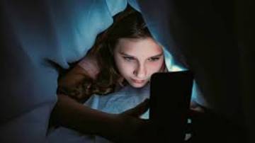 Pola Hidup Sehat Era Gadget Waspada! Screen Time
