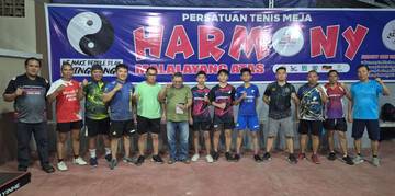 Turnamen Tenis Meja Peringati Hari Pahlawan 