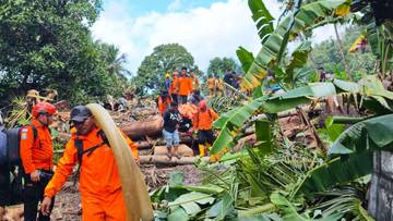 Operasi SAR Siau, Basarnas Sulut  Kerahkan 16 Personel