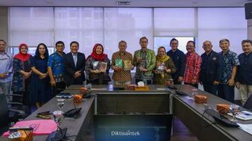 Kemdiktisaintek Dorong Musik Kolintang Berkualitas