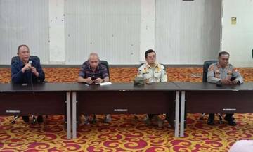 Polresta Manado Hadiri Pertemuan Pemkot dan Sopir Mikrolet