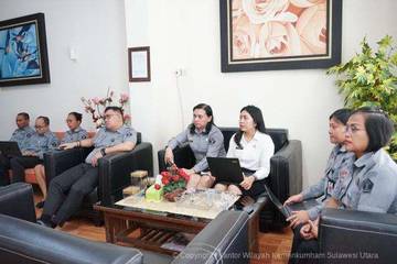 Kemenkum Sulut Hadiri Kegiatan Evaluasi FWA Bagi ASN