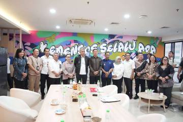 Wabup Minahasa Audiensi Wamensos Bahas Program Sosial Nasional