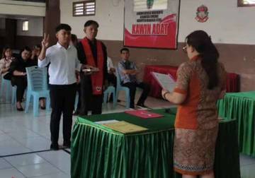 Josua Tumengkol Jabat Kaur Perencanaan Desa Warukapas