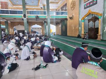 Doa Bersama Iringi Keberangkatan Jamaah Calon Haji Manokwari