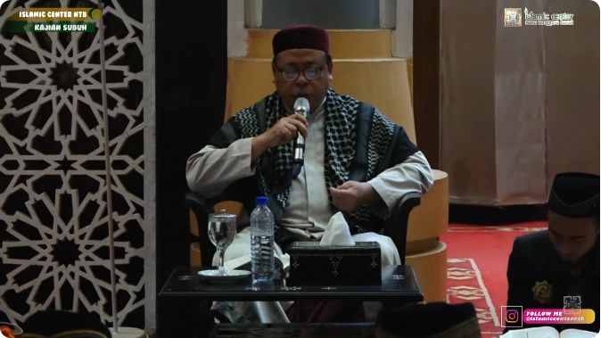 Qs. An Nuur 35 -36 : Allah Maha Pemberi Cahaya Hidayah