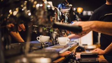 Mau Buka Bisnis Coffee Shop? Ini Tipe Mesin Kopi yang Perlu Dipertimbangkan