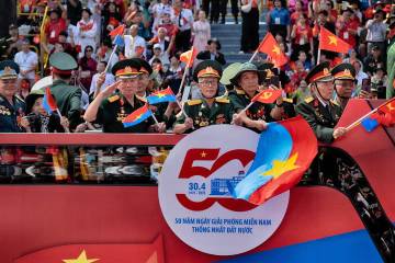 Vietnam Peringati 50 Tahun Kemenangan Perang