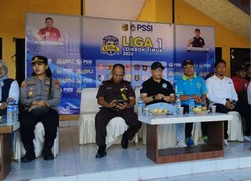 Pertandingan Perdana Liga 1 Askab Lotim 2025 Bergulir