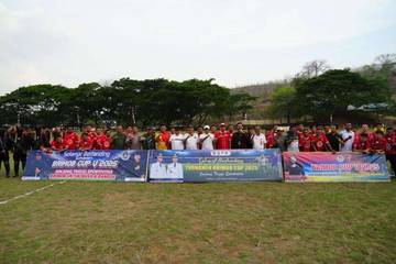 Walikota Bima Buka Turnamen Sepak Bola Brimob Cup 
