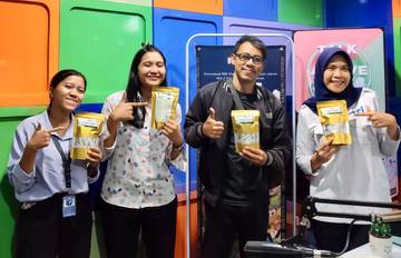 UMKM Desa Prigi Gerung Bangkit Lewat Teh Kelor