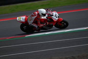 Pebalap AHRT Kuasai Podium di Laga Penutup Mandalika Racing Series 2025