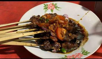 Warung Sop Kambing Pak Ahmad di Kebayoran Raya, Sederhana tapi Ramai Pengunjung