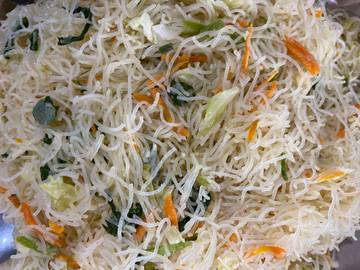 Kuliner Bihun Goreng Cemilan yang Menggugah Selera