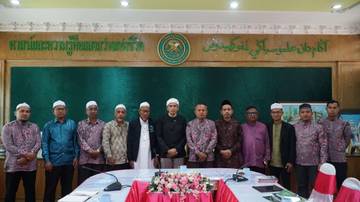 Rektor IAIH Pancor Perkuat Silaturahmi Keilmuan di Thailand