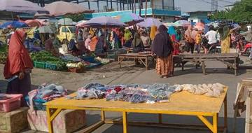 Sepi, Pedagang Pasar Induk Minta Penertiban Pedagang Diluar