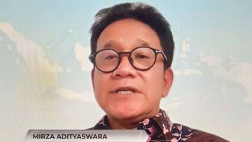 Wakil Ketua Dewan Komisioner OJK Mirza Mengundurkan Diri