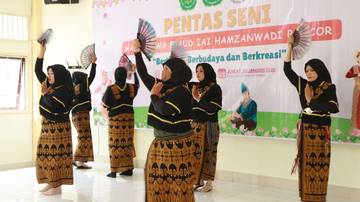Pentas Seni Mahasiswa PIAUD IAIH Pancor Kembangkan Kreativitas Budaya
