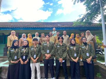 KKN PMD Unram Dorong Literasi Siswa Melalui Melek Aksara di SDN Bonder Praya Barat