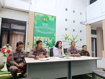 Kajari Lotim Perkuat Sinergi dan Transparansi Bersama Media